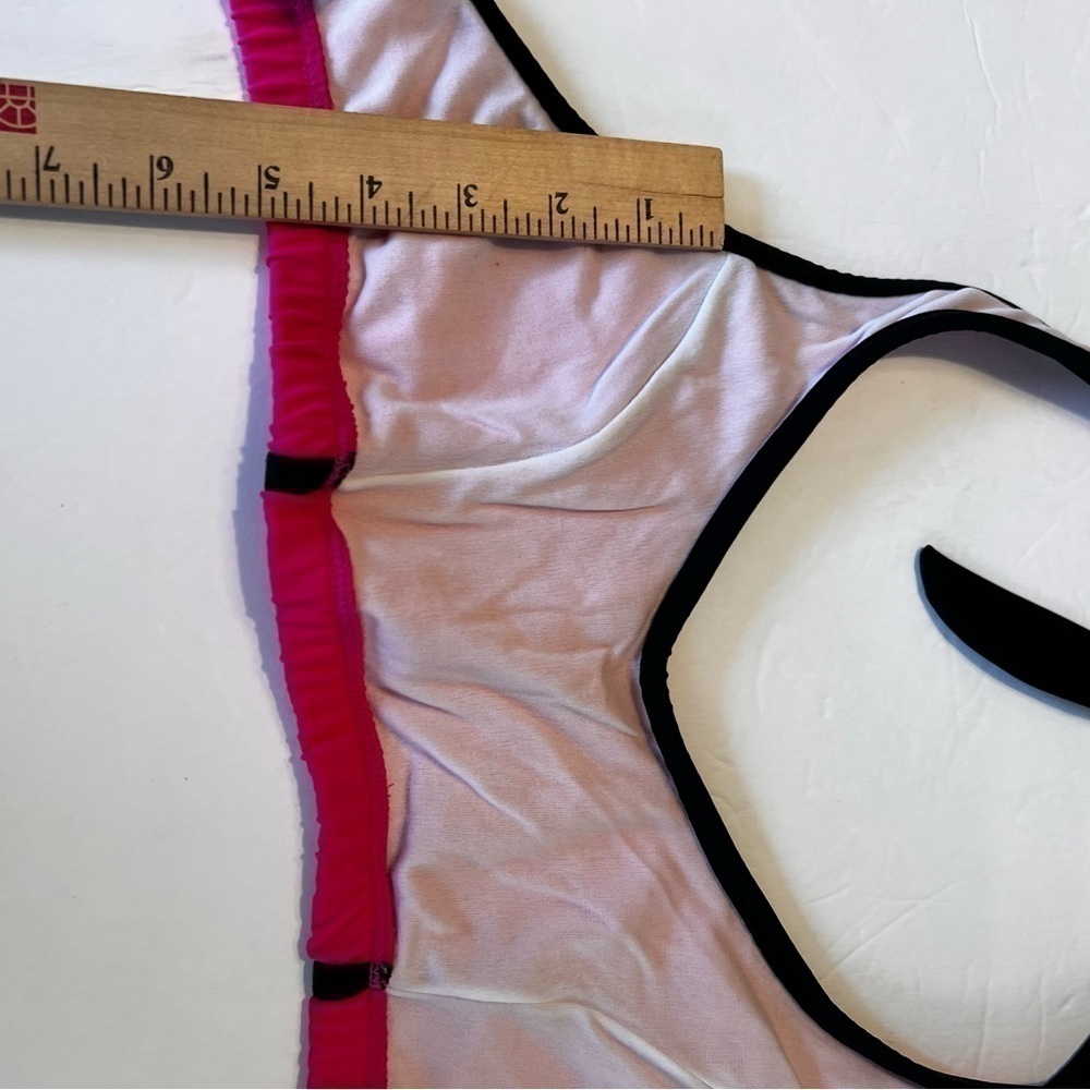 Venus pink and black sporty tie bikini top size C - Picture 4 of 9
